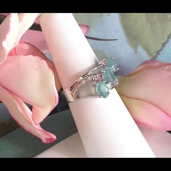 Genuine Rare Green Grandidierite & Zircon Ring - Picture 4 of 8